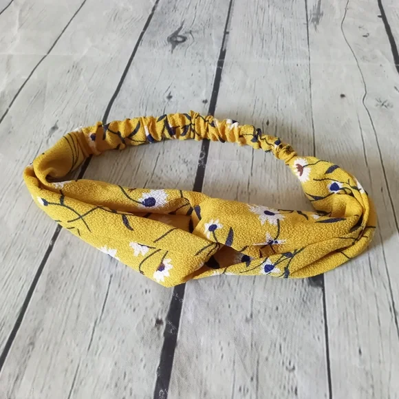 New lot of 5 patterned headbands - Picture 3 of 9